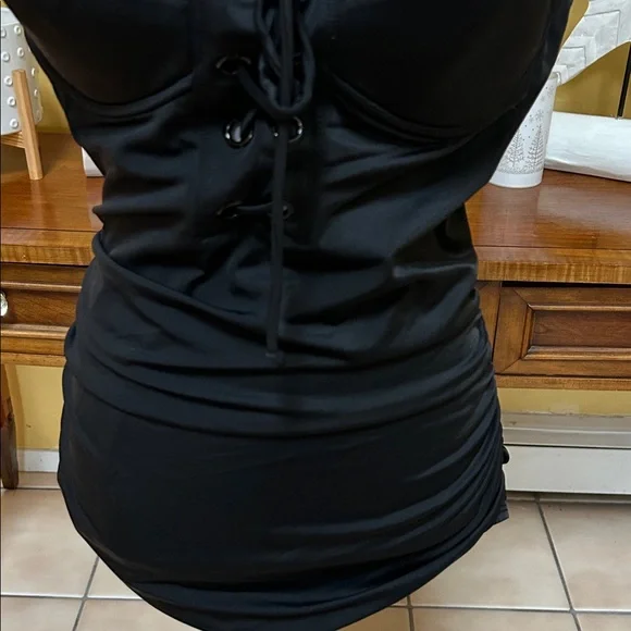 Torrid Size 2 Black Lace Up Wireless One Piece Ruched Bra Support Swimsuit 18/20 - Picture 4 of 15